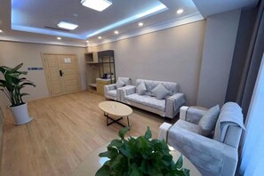 Room - Xinfeng Hotel (Laoting)