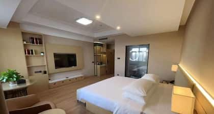 Xinfeng Hotel