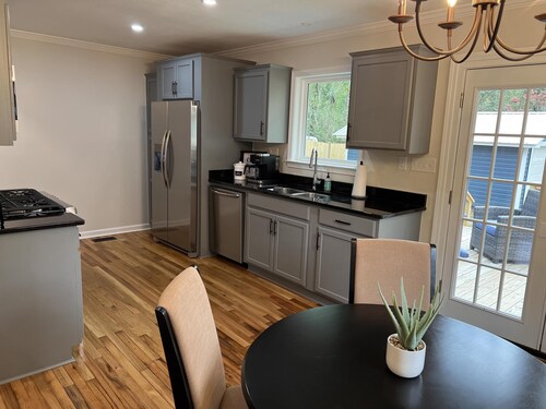 Newly Renovated - Thomasville Getaway - Large Fenced Backyard