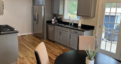 Newly Renovated - Thomasville Getaway - Large Fenced Backyard