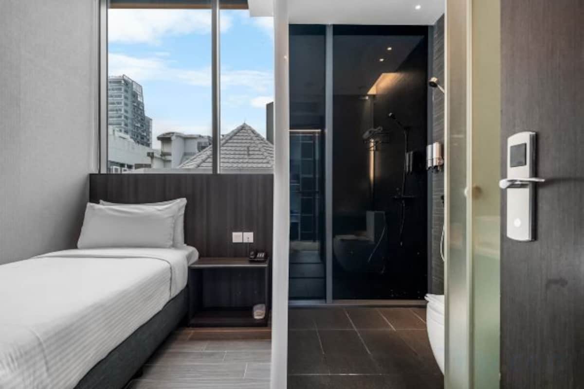 Superior Single Room