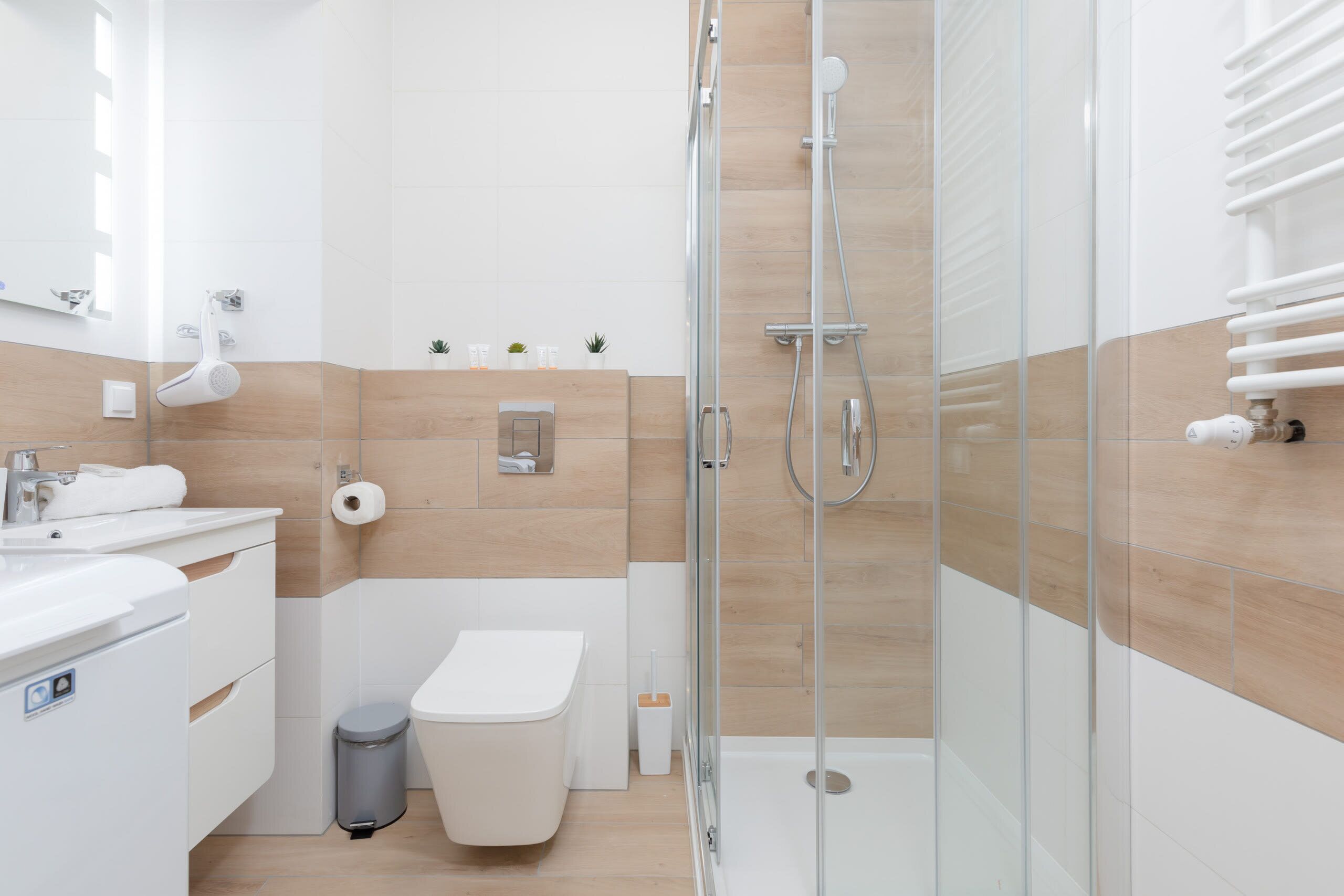 Een douche, shampoo