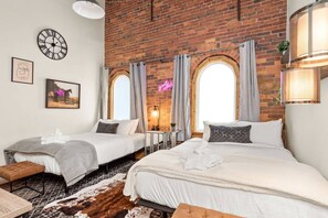 3 bedrooms, iron/ironing board, WiFi