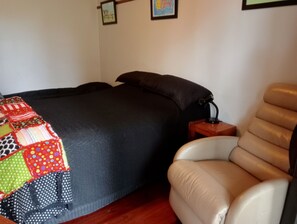 2 bedrooms, bed sheets - Gracemere Farmstead Guest Wing (Yorklea)
