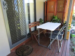 Outdoor dining - Gracemere Farmstead Guest Wing (Yorklea)