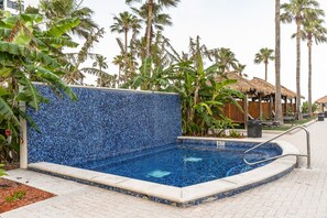 Pool - Sapphire 1301 - By GISO Vacation Rentals (South Padre Island)