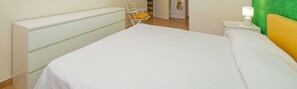 3 Schlafzimmer, Reisekinderbett, kostenloses WLAN