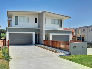 Exterior - Ocean Views 41 (Anna Bay)