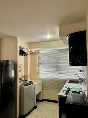 冰箱、微波炉、洗碗机、茶具/咖啡用具