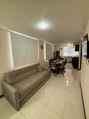 Smart TV, stereo - 5 km from the Coffee Park! - Montenegro LOFT with swimming pool in Quindio - (Montenegro)