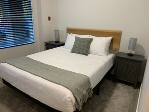 3 Schlafzimmer, Schreibtisch, Bügeleisen/Bügelbrett, WLAN