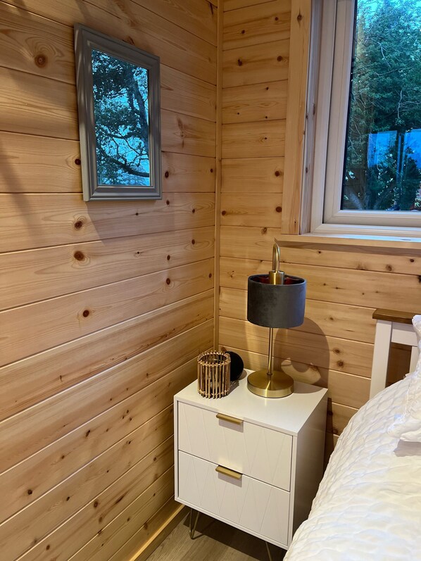 1 Schlafzimmer, Reisekinderbett, WLAN, Bettwäsche