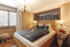 3 sovrum, skrivbord, strykjärn/strykbräda och gratis wi-fi