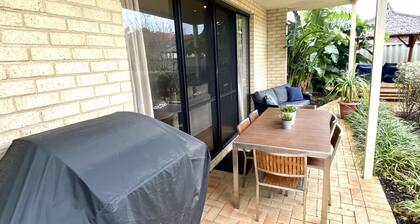 Baudins Bed & Breakfast - Adults Only