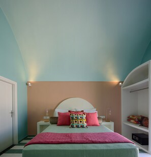 1 bedroom, iron/ironing board, travel cot, free WiFi