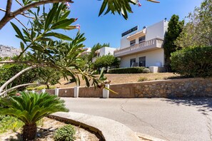 Front of property - Lia Studios (Rhodes)