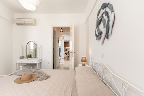 1 bedroom, iron/ironing board, free WiFi