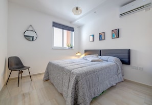 Apartamento (2 Bedrooms) | 2 dormitorios y ropa de cama