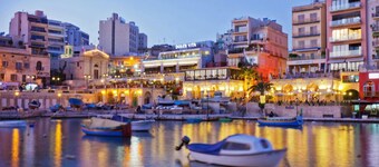 Cosy 1BR Penthouse Close to the Promenade