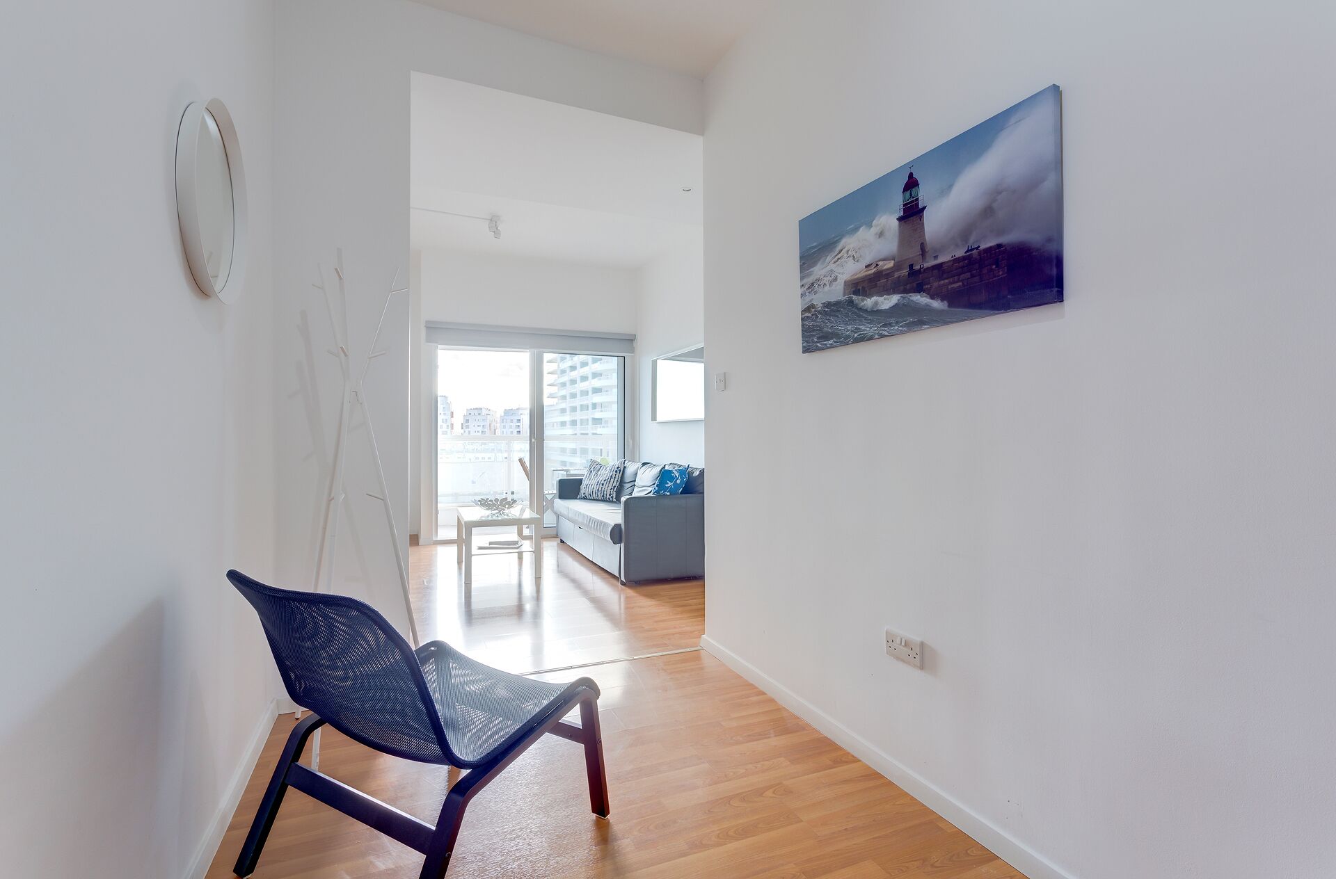 Huoneisto (2 Bedrooms) | Oleskelualue | 44–tuumainen televisio, jossa kaapelikanavat