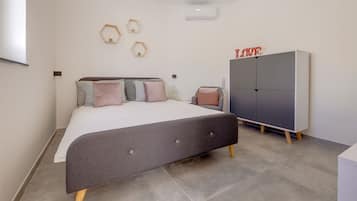 Apartment (1 Bedroom) | 1 bedroom, WiFi, bed sheets