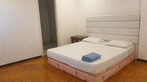 7 Schlafzimmer, Internetzugang