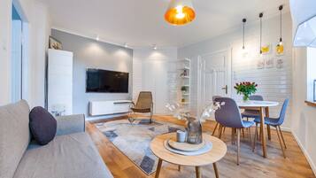 Apartament (6) | Living area | Flat-screen TV