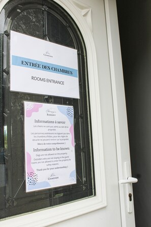 Fachada del alojamiento