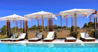 Salt Boutique Hotel