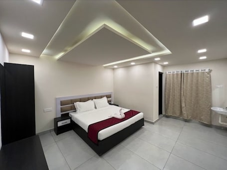 Free WiFi. Clarks Inn Express Sirkazhi