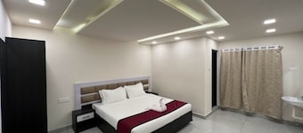 ํด๋ผํฌ์ค ์ธ ์ต์คํ๋ ์ค ์๋ฅด์นด์ฆํ