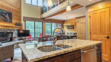 Apartment (3 Bedrooms) | Exterior