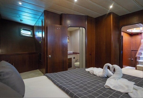 3 bedrooms