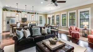 Villa, 4 Bedrooms | Living room