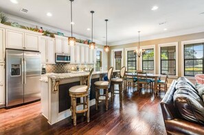 Villa, 4 Bedrooms | Private kitchen