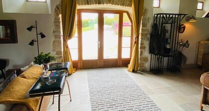 La Fière Bridge entire Guest House w/ Staff.