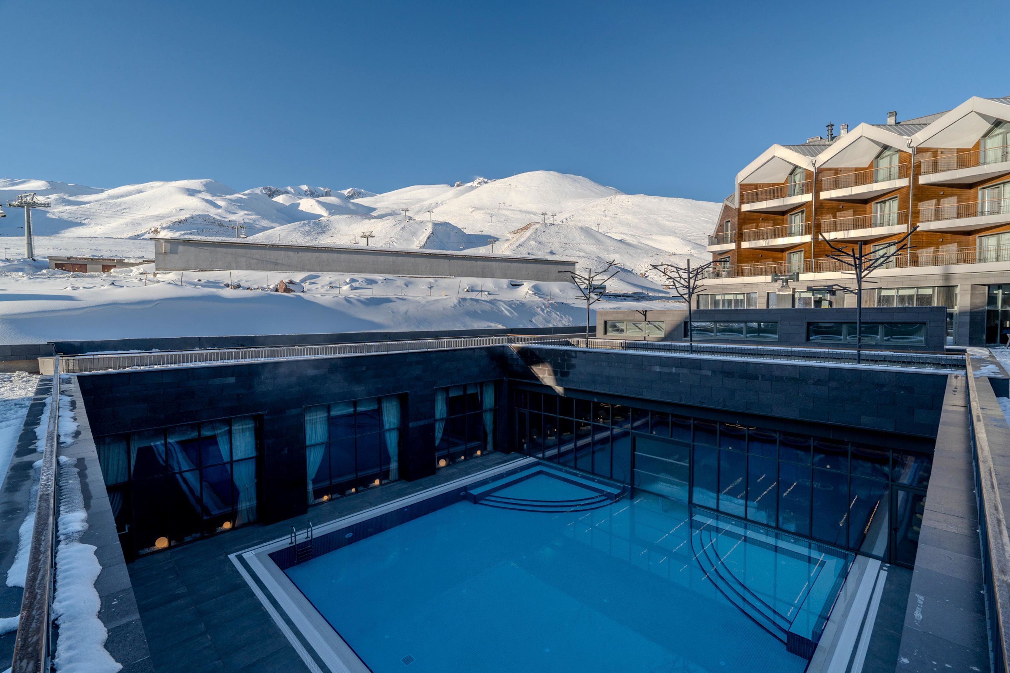 Piscina stagionale all'aperto