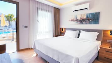 Minibar, in-room safe, laptop workspace, soundproofing