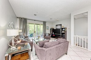 Apartment | 2 bedrooms - Longboat Key Cedars Beach House (Longboat Key)
