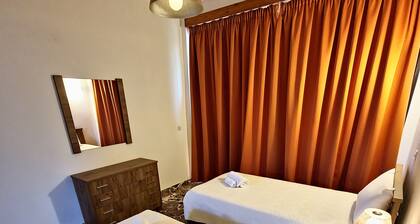 Einzimmerwohnung 'Alexandra Studio 4' mit privatem Balkon und WLAN