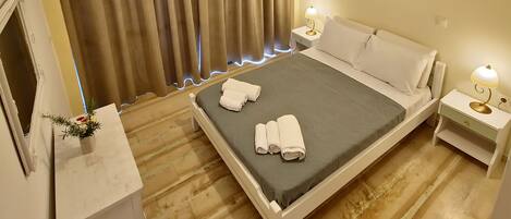 1 bedroom, free WiFi, bed sheets