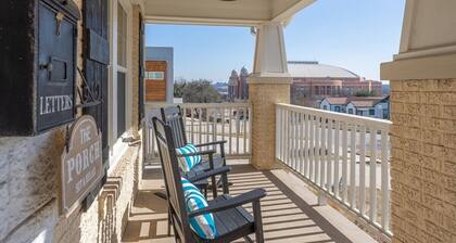 Best Ft. Worth Location + Hot Tub |Walk to Dickies