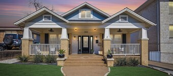 Hot Tub | Steps to Dickies Arena | Private Parking