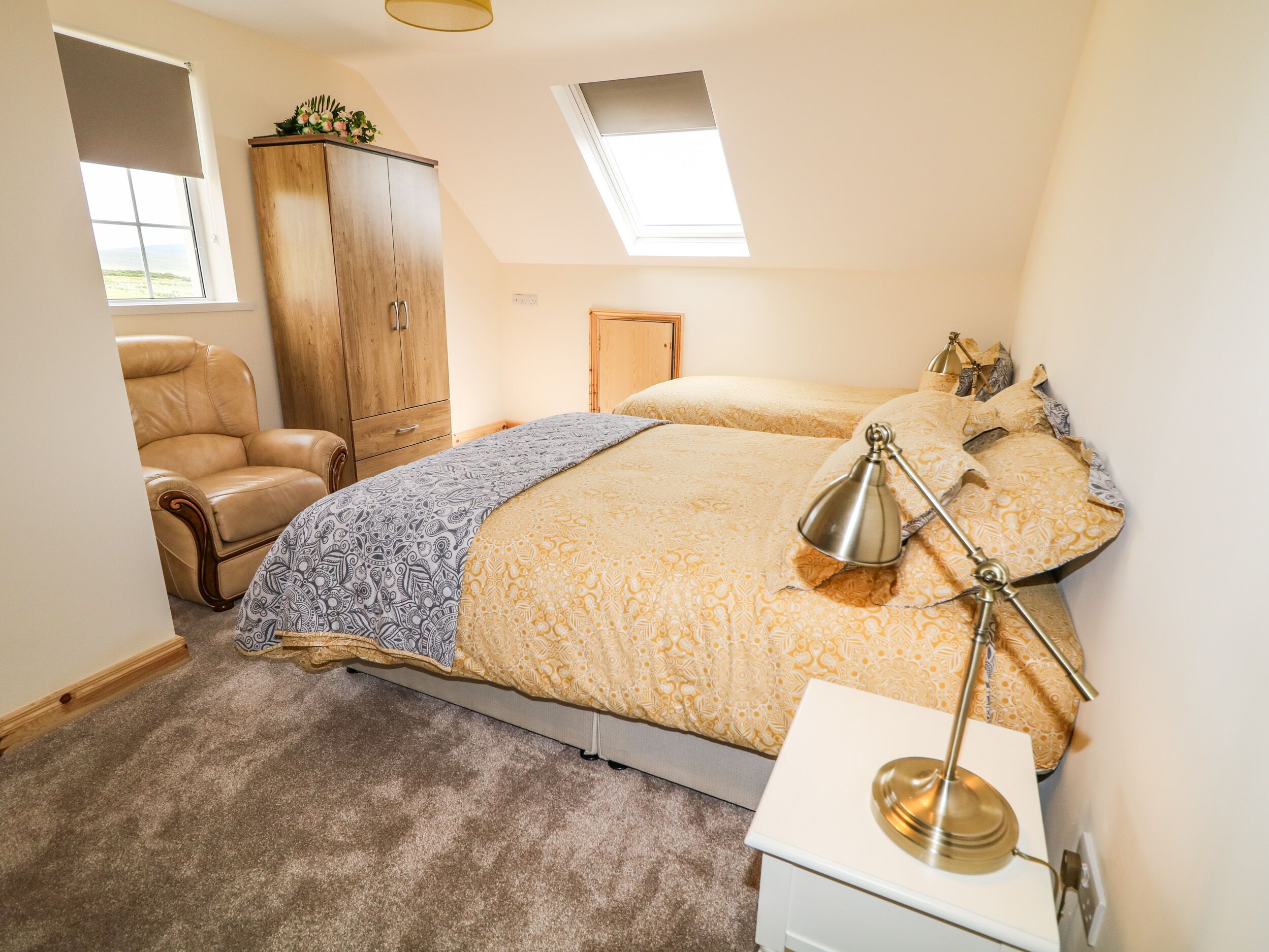 3 Schlafzimmer, individuell dekoriert, individuell eingerichtet