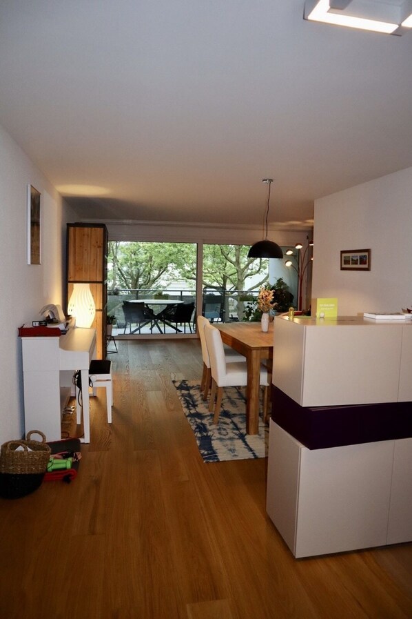 Interior - 2 Bedroom apartment in upscale Zurich area (Zürich)