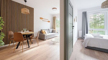 Apartamento (42E) | Zona de estar | Una televisión de plasma