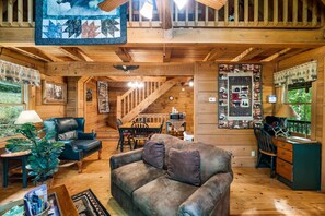 Televisión, chimenea y futbolito 