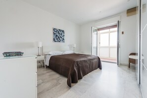 2 bedrooms, iron/ironing board, travel crib, free WiFi