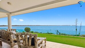 Terrace/patio - Horizon – where the sea meets the sky (Culburra Beach)