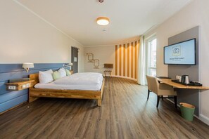 Quarto casal superior | Wi-Fi de cortesia, acesso para cadeiras de rodas